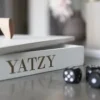 Yatzylåda med block & tärningar (vit)